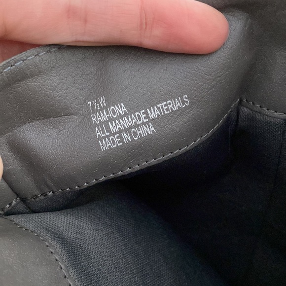 TALL GREY BOOTS - Picture 8 of 8